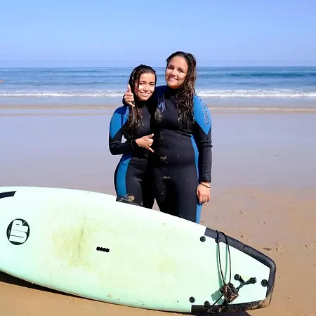 Black Shark Surfhouse