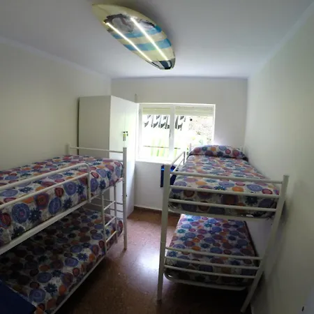 Hostel Black Shark Surfhouse *